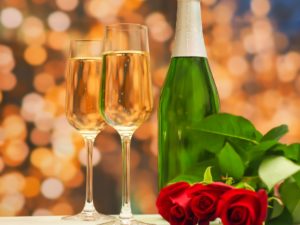 結婚記念日には花束を！知りたいおすすめや気になる相場を解説