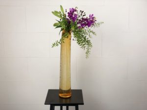 秋の訪れを感じる生け花 吾亦紅を活ける