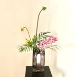 今週のお花の定期便。かすみ草の飾り方。