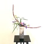 クリスマスの生け花を和風なお花で。