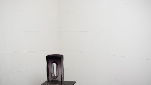 紫のガラス花器