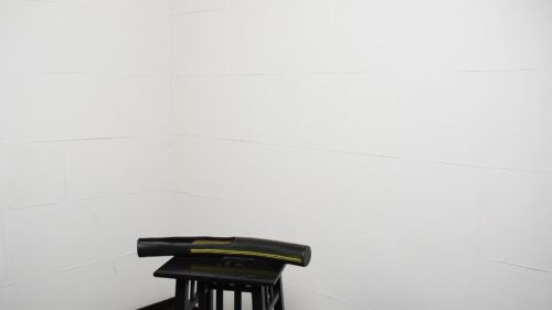 筒状の横長水盤