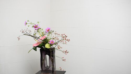 カーネーションを入れる