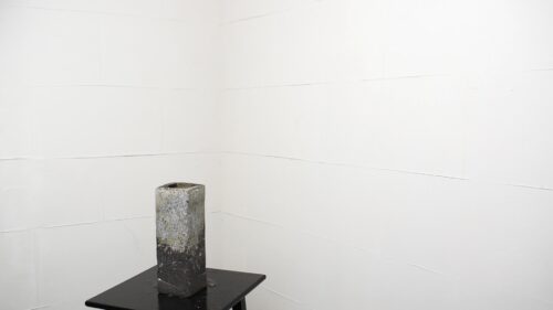 四角柱の花器